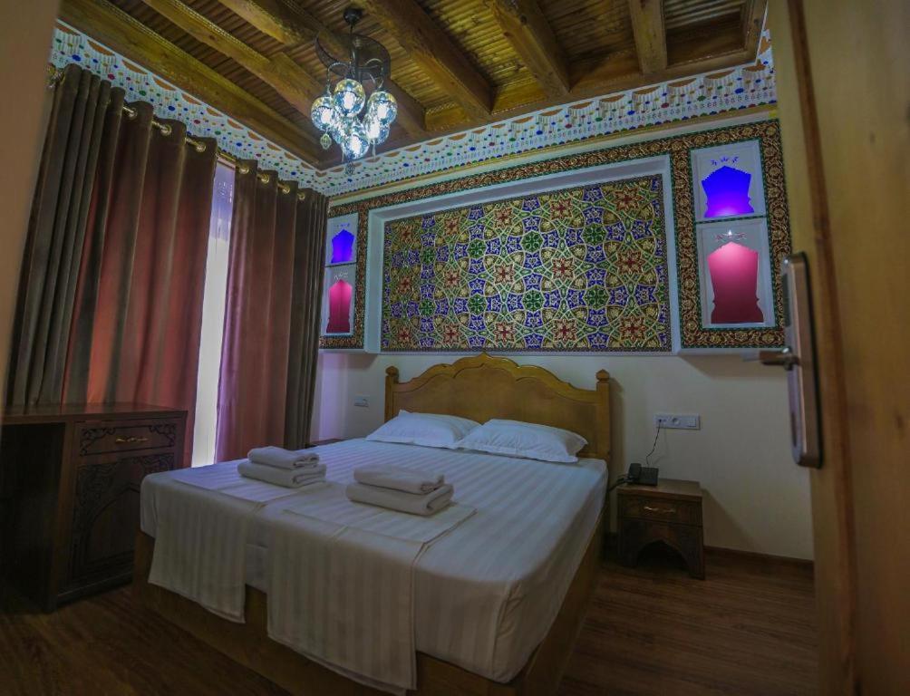 Antique Hotel Imran بخارى المظهر الخارجي الصورة